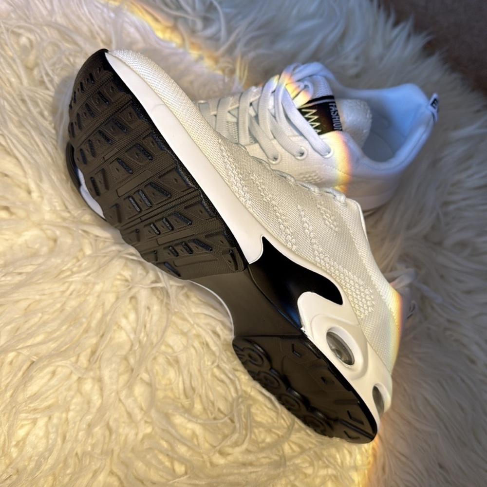 340. Nice Nice Fashion Ash White Fashion Sneakers Size 41 which is US size 10 - Picture 3 of 9
